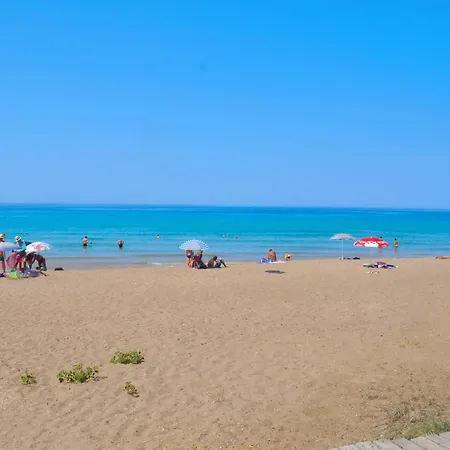 House Litsa With Parking And Gardens 50m From Agios Gordios Apartment *