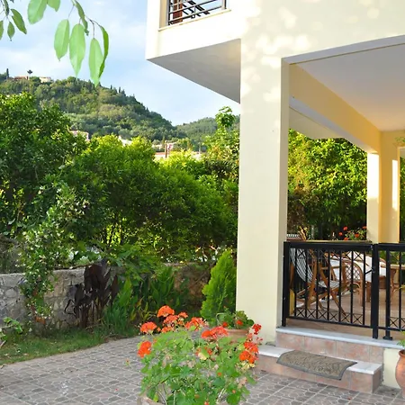 House Litsa With Parking And Gardens 50m From Agios Gordios
