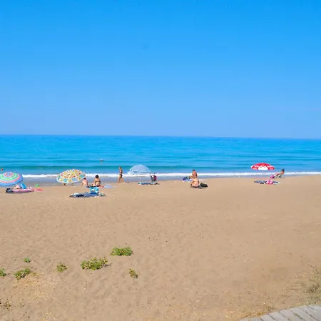 House Litsa With Parking And Gardens 50m From Agios Gordios